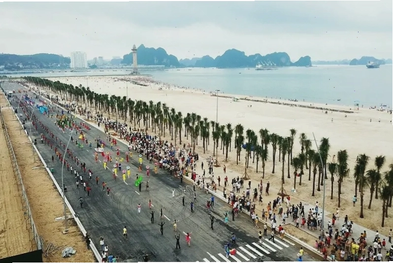 Toàn cảnh khu du lịch Tuần Châu