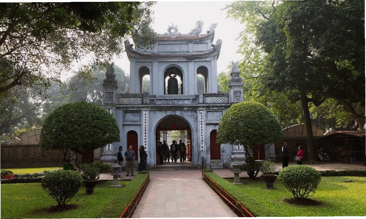 Toàn cảnh Văn Miếu Quốc Tử Giám
