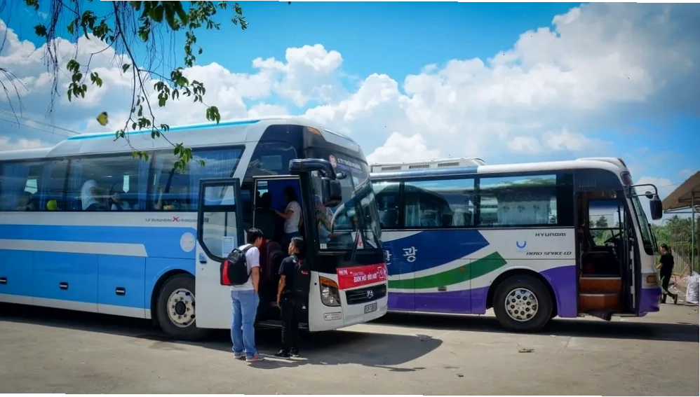 Xe khách đi Biên Hoà thuận tiện cho việc đến Sơn Tiên