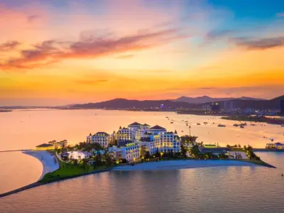 Gợi ý du lịch Bãi Cháy Quảng Ninh hấp dẫn và đầy đủ nhất