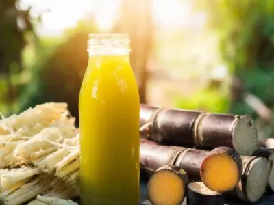 Uống nước mía nhiều có bị sao không? Giải đáp chi tiết
