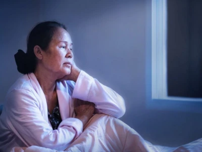 Con gái thức khuya có tác hại gì đối với sức khỏe và nhan sắc?
