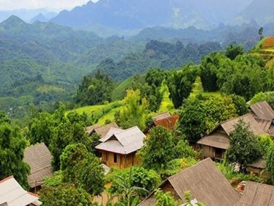 Du lịch Vân Hồ Sơn La: Khám phá vẻ đẹp hoang sơ giữa đại ngàn